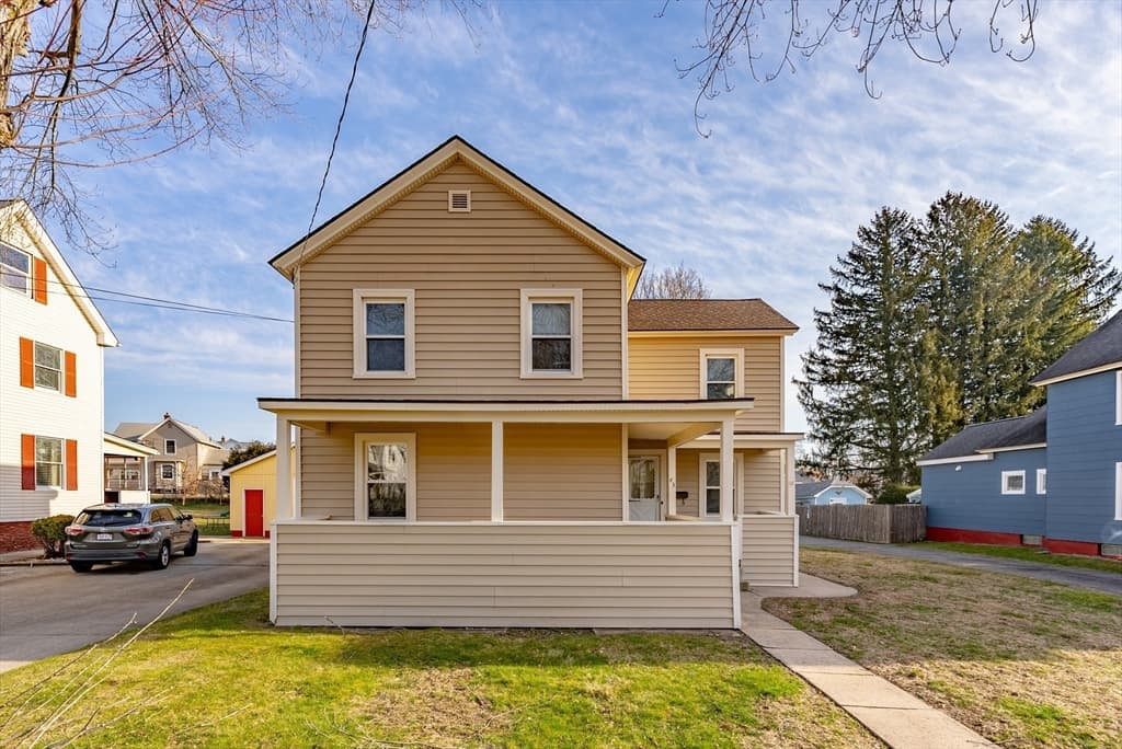 43 Parker Ave photo 3