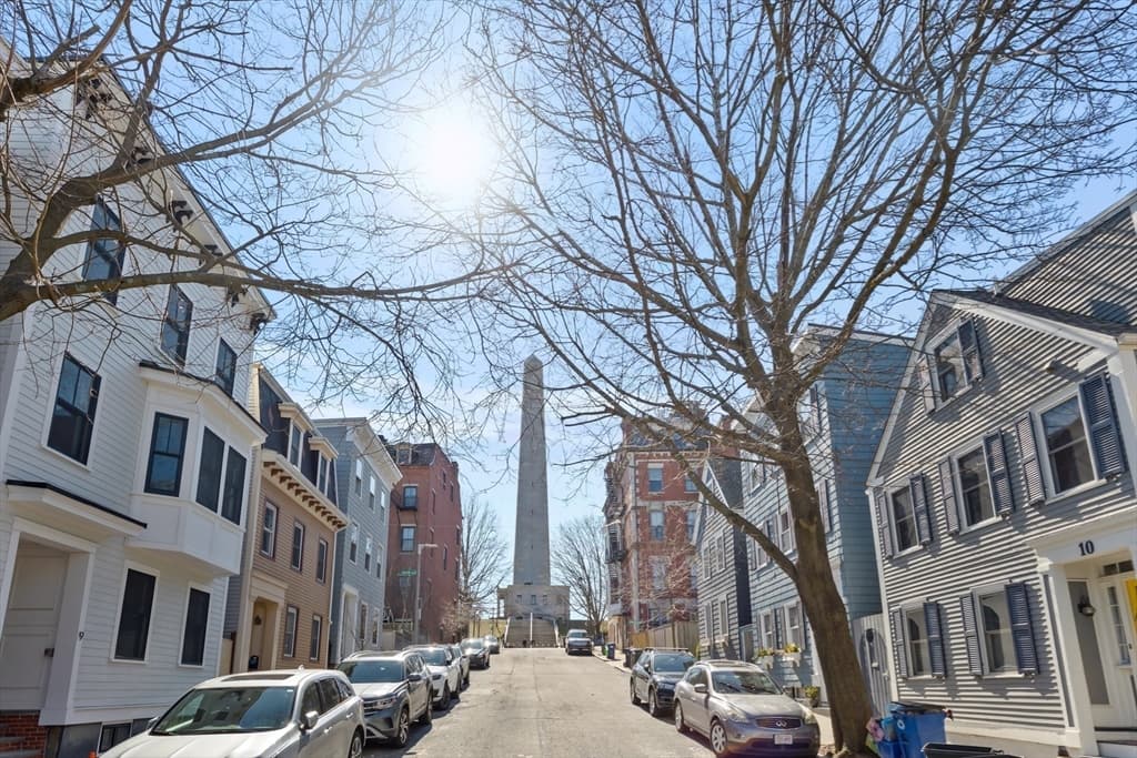 9 Monument Street #A photo 3