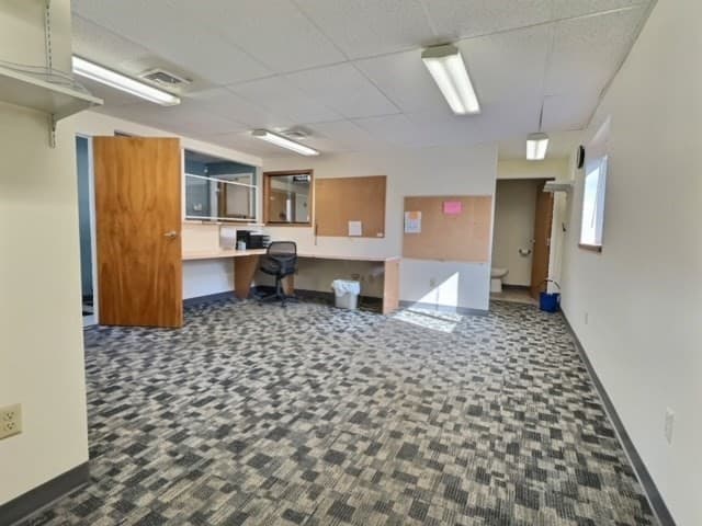881 South Street photo 3
