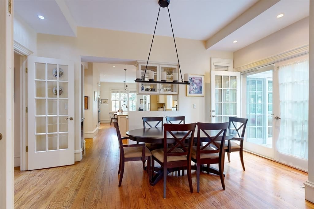 90 Highland Avenue photo 5
