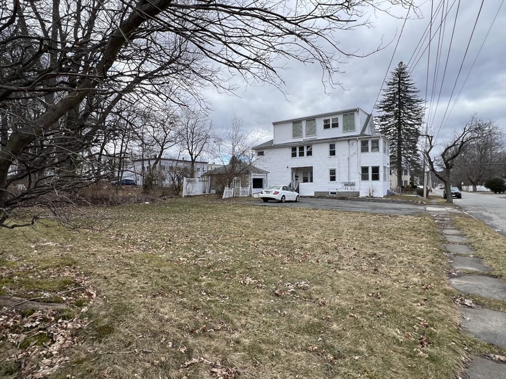 172 Chester Street #1 photo 2
