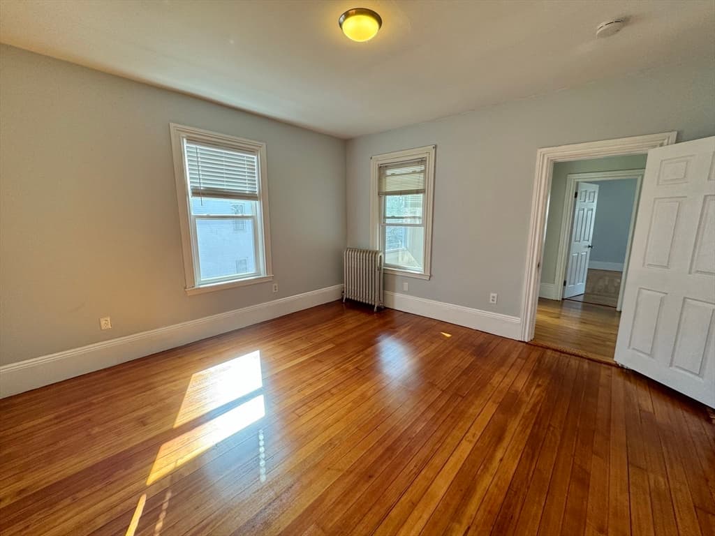 135 Park St #1 photo 5
