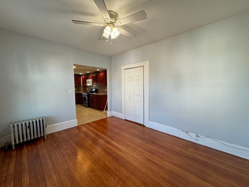 135 Park St #1 photo 4