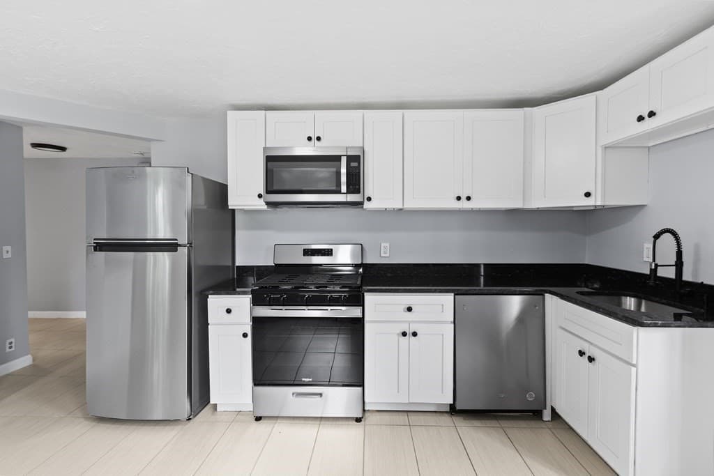 78 Walnut St #2 photo 3