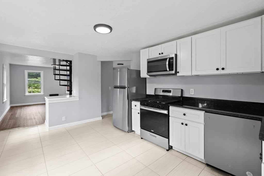 78 Walnut St #2 photo 4