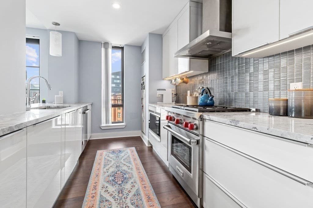 14 West Broadway #607 photo 4