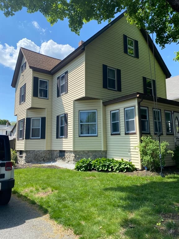 46 Oneil St photo 2