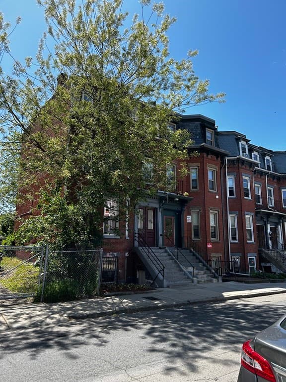 16 W Cottage St photo 3