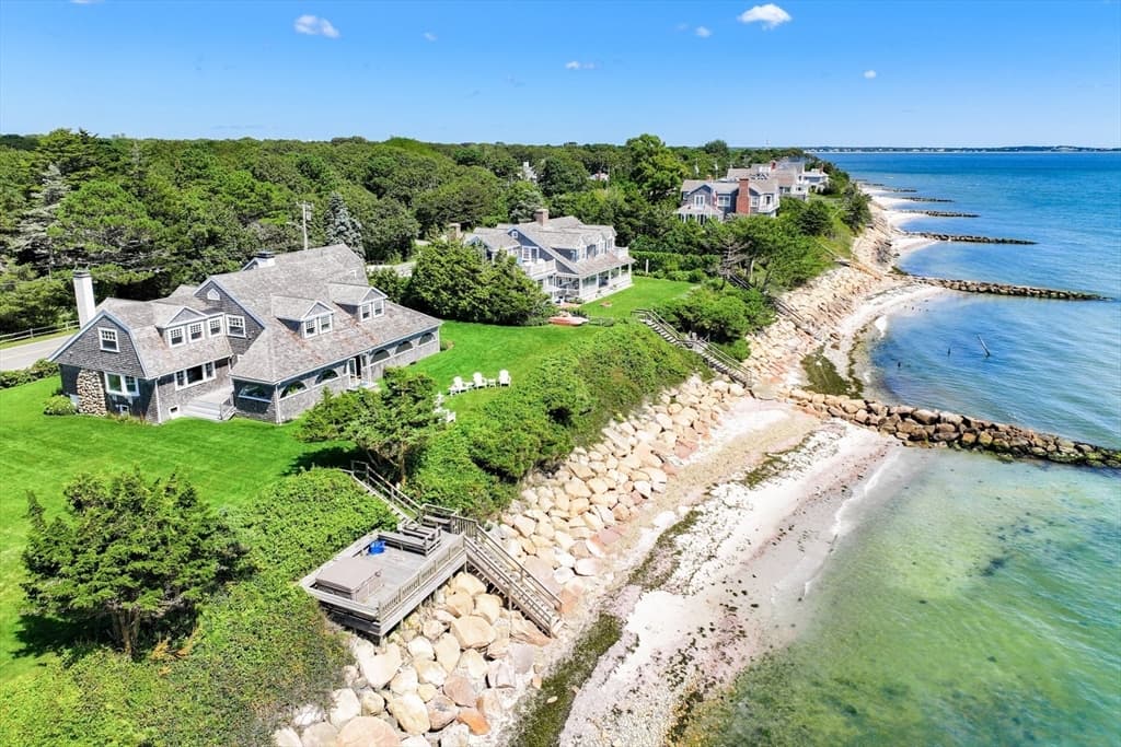 265 Sea View Avenue photo 2