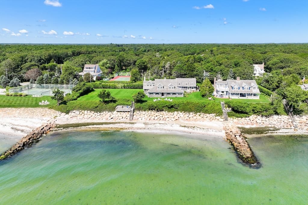 265 Sea View Avenue photo 4