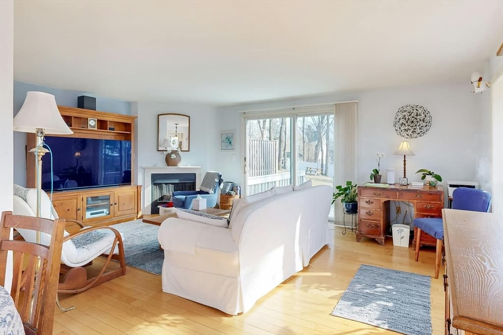 29 Lucille Pl #29 photo 4