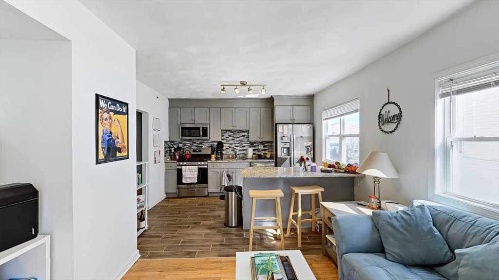 50 Derby St #3
