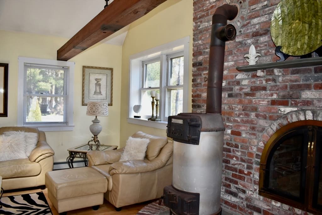145 Union St photo 5