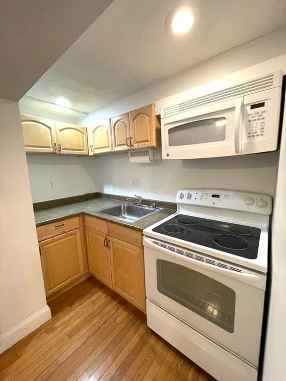 1776 Commonwealth Ave #B1 photo 5