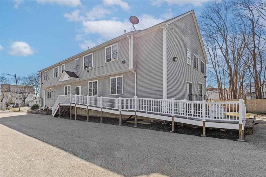 28 Webster Street