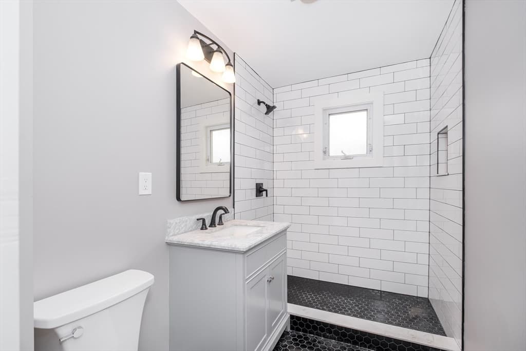 290 Summit Ave #1 photo 2