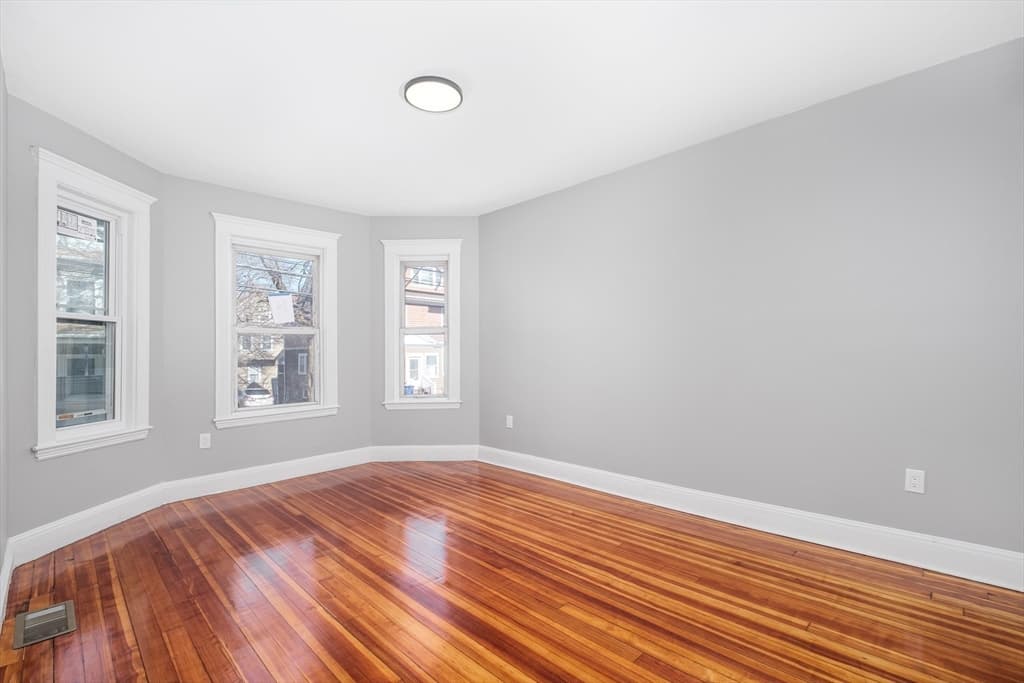 290 Summit Ave #1 photo 5
