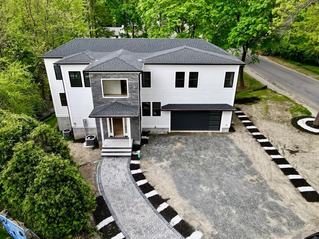 1 Sunnyside Ave