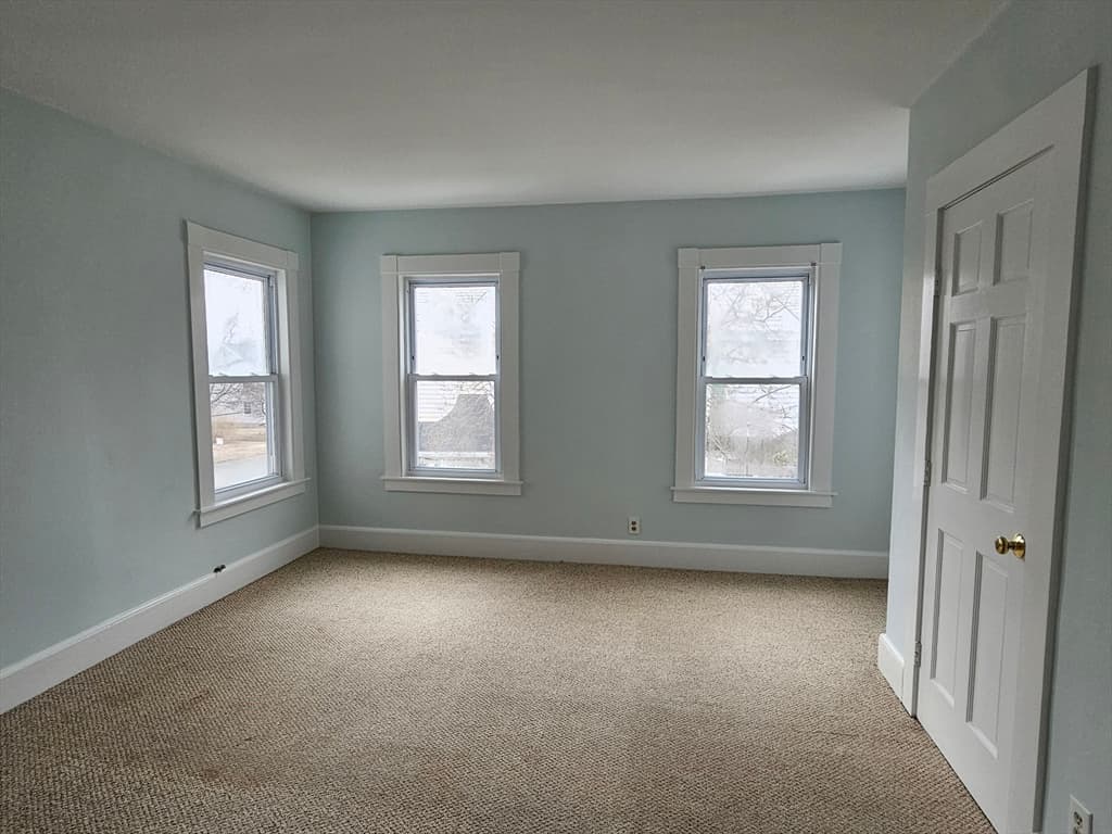 28 Linden St #1/2 photo 4