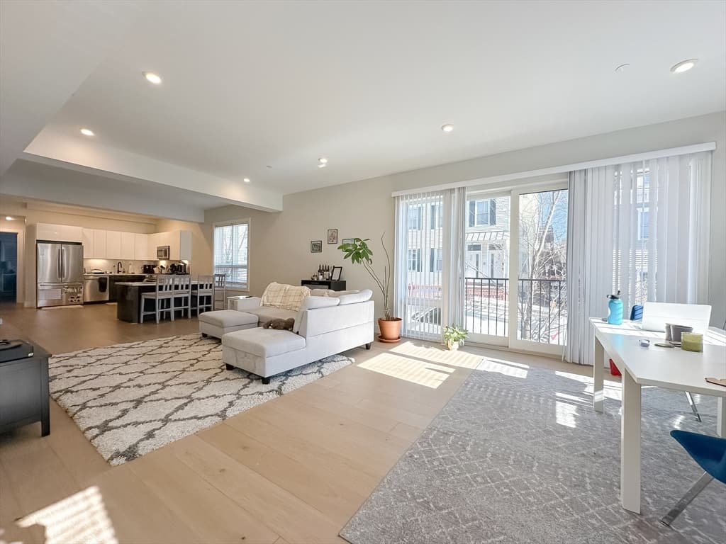 33-39 Ward St #1