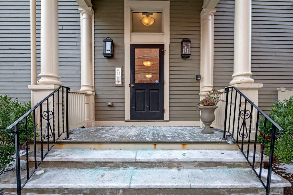 162 Federal St #1 photo 2