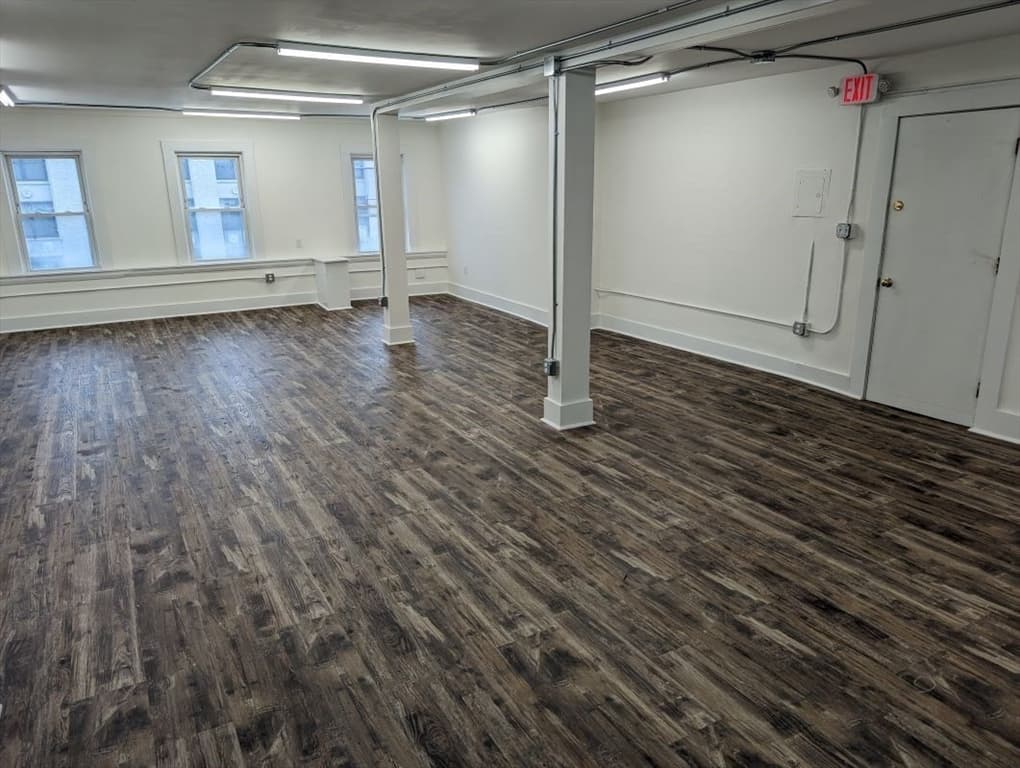 720 Massachusetts Ave #10 photo 2