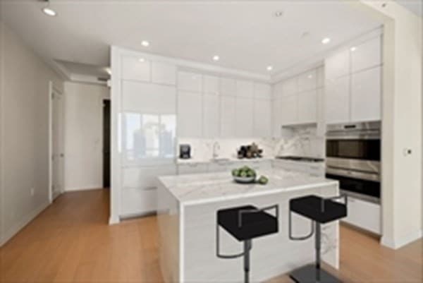 1 Franklin Street #3807 photo 4