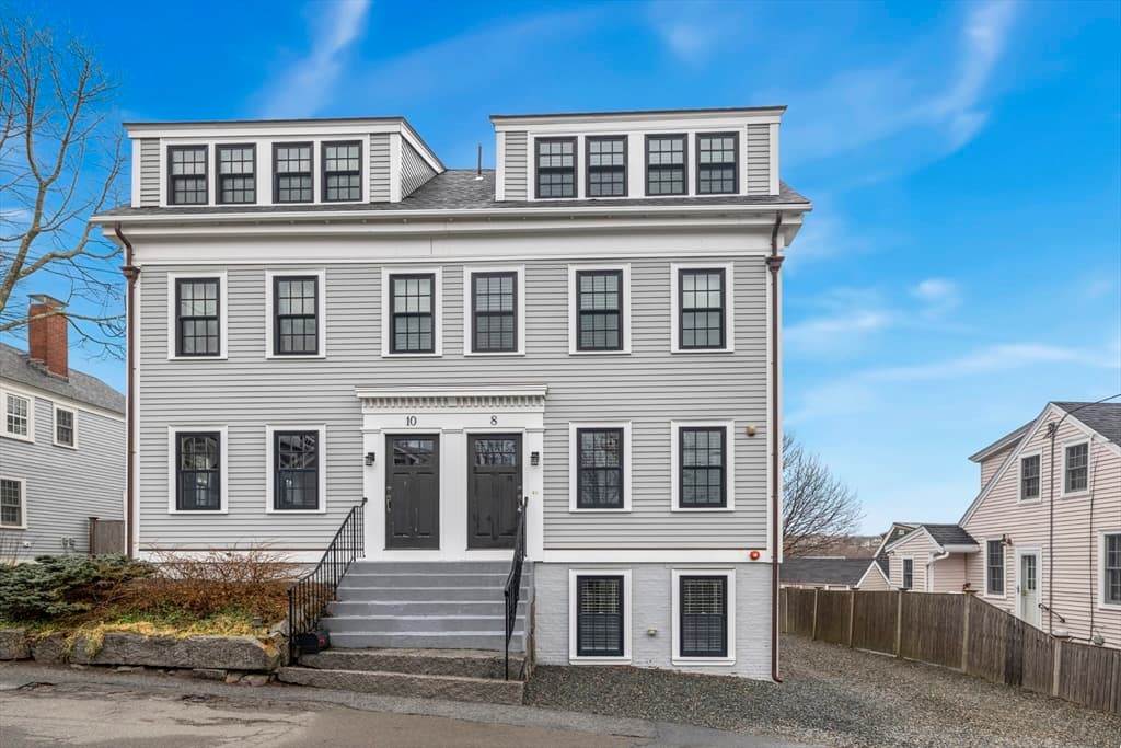 8 Hale St