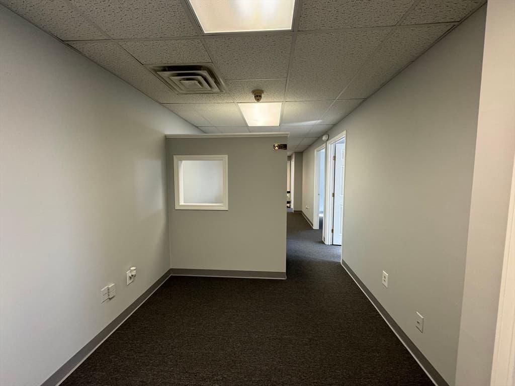 111 Washington St #202 photo 3