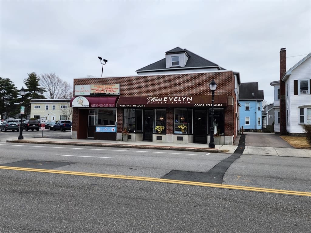 912-914 Main Street