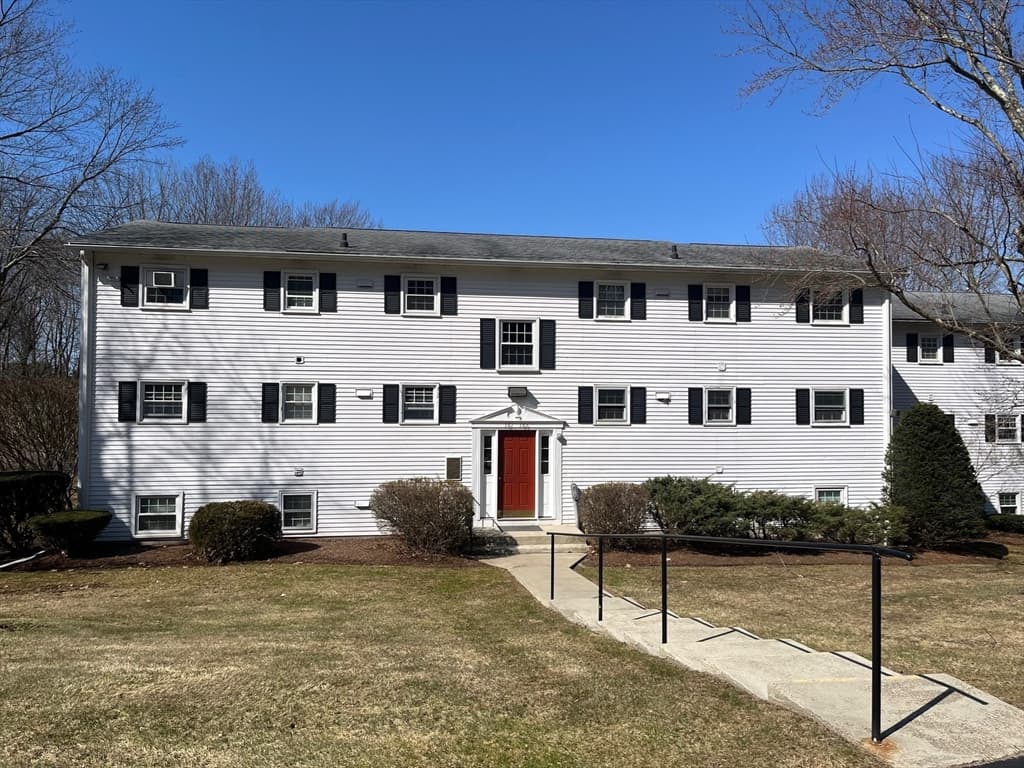 161 Old Meetinghouse Rd #161