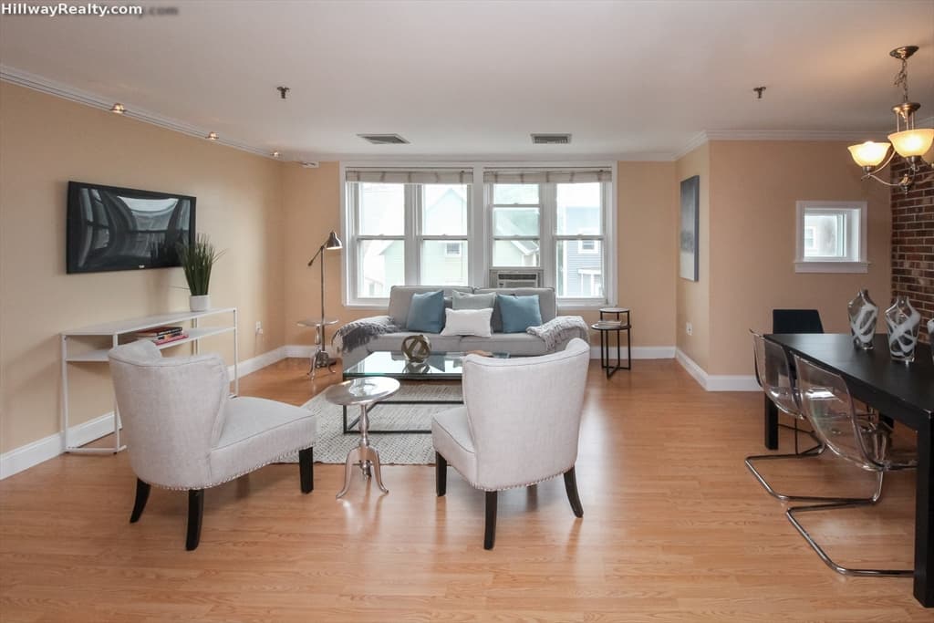 161 West 6th #C photo 5