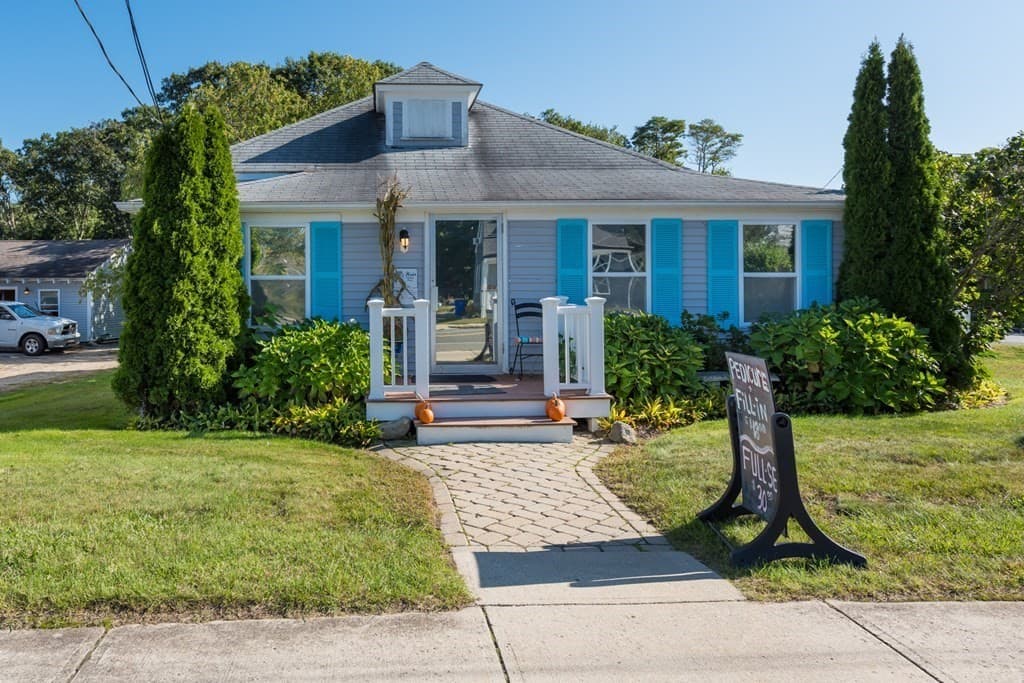 190 Main St