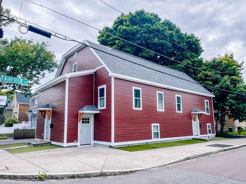 31 Lincoln Street #2