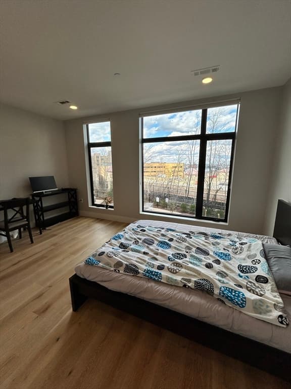 191 Washington St #417 photo 2