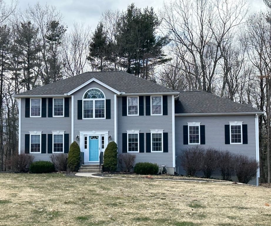 5 Debbie Dr
