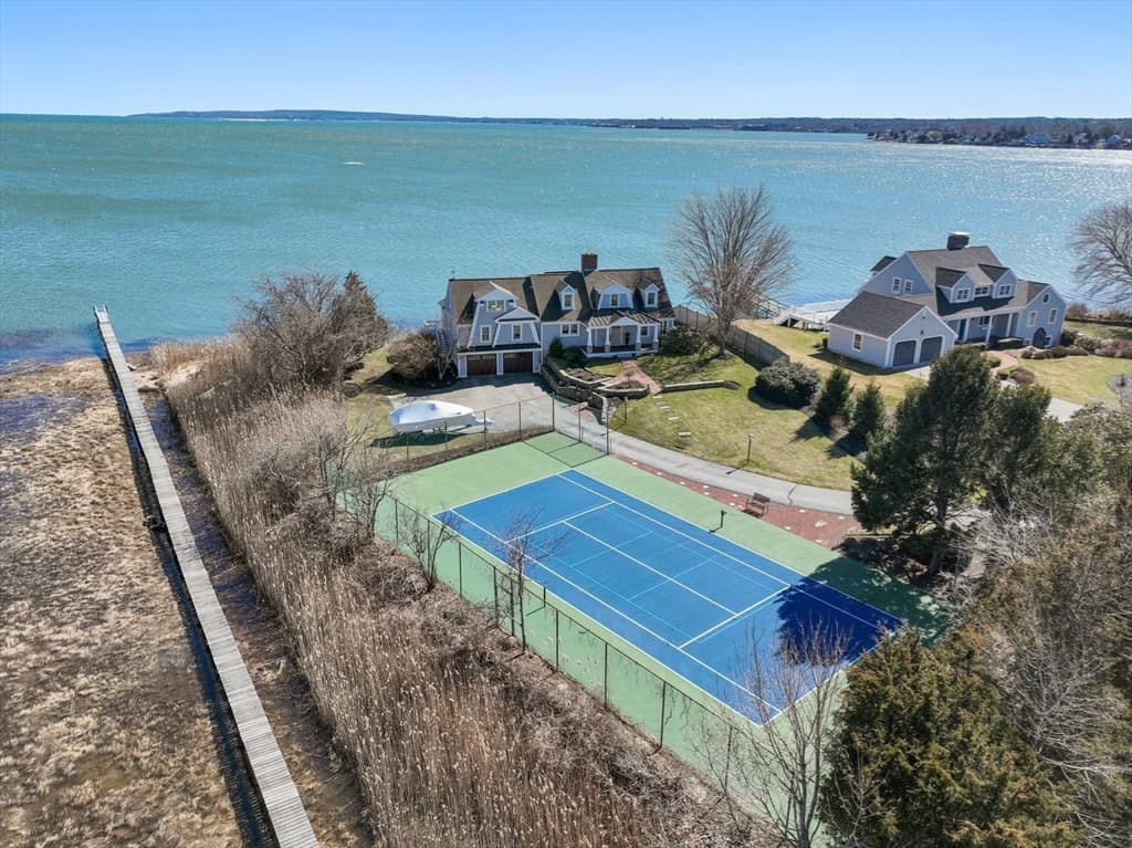 66 Seabury Point Road photo 2