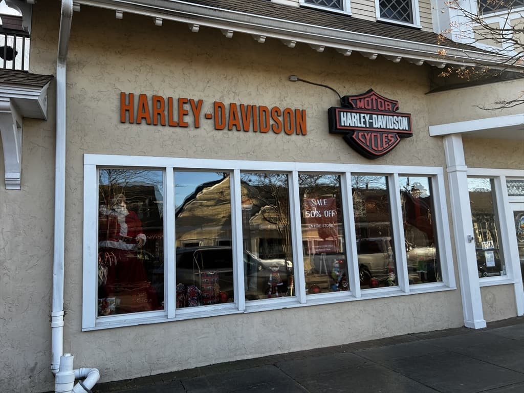615 Main St #13