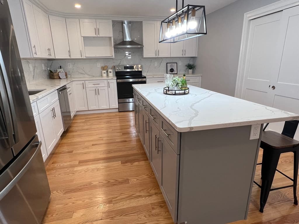 7 Furness Cir photo 5