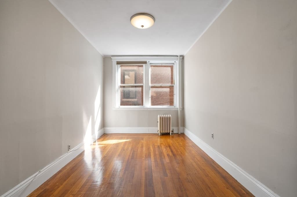 282 Newbury Street #7 photo 2