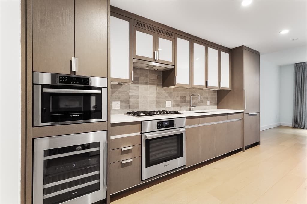 100 Lovejoy Wharf #4P photo 4