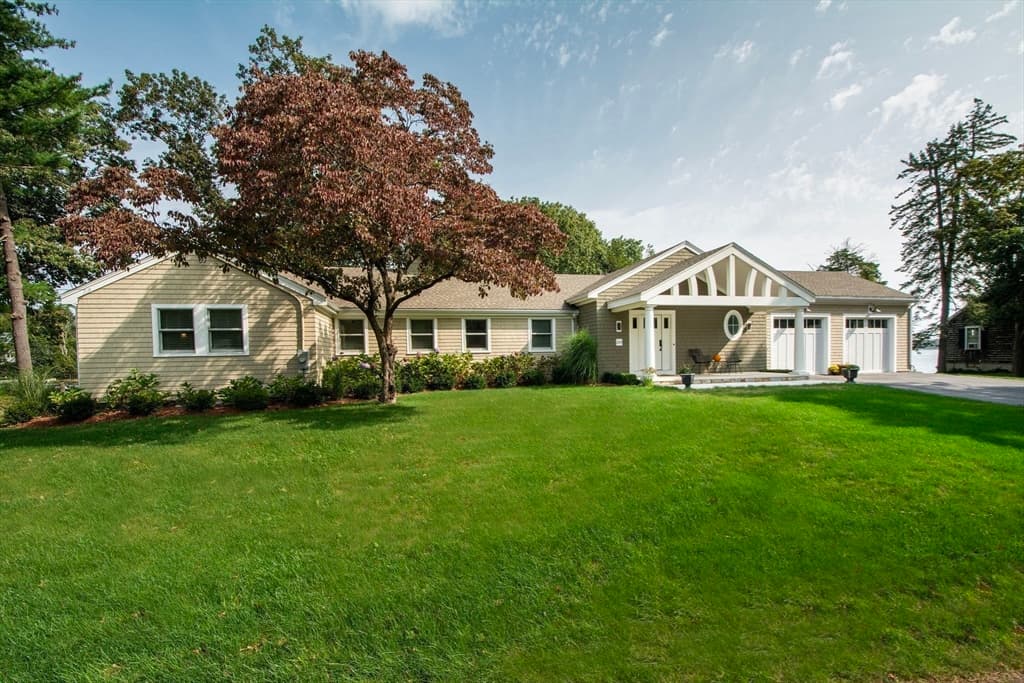 225 Otis photo 3