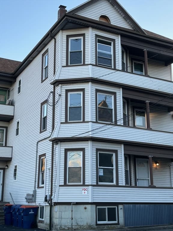 14 Sidney Street #3