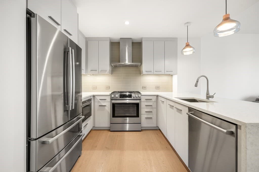 40 Traveler St #207 photo 3