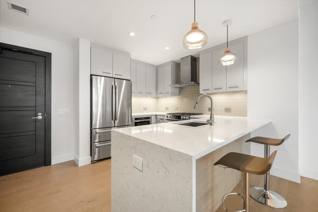 40 Traveler St #207 photo 4