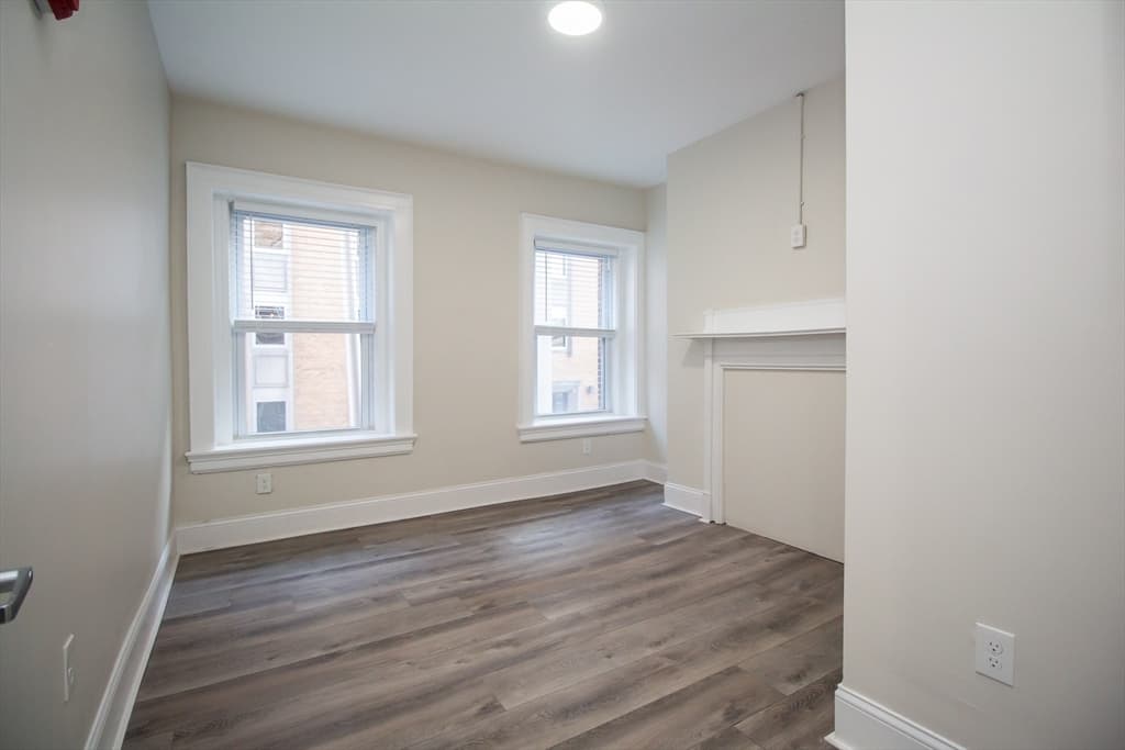 18 Walnut St #3 photo 5