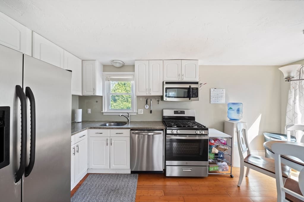 1 Bradley Woods Dr photo 4