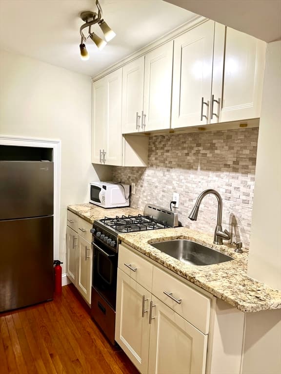 1A Primus Ave #1A photo 4