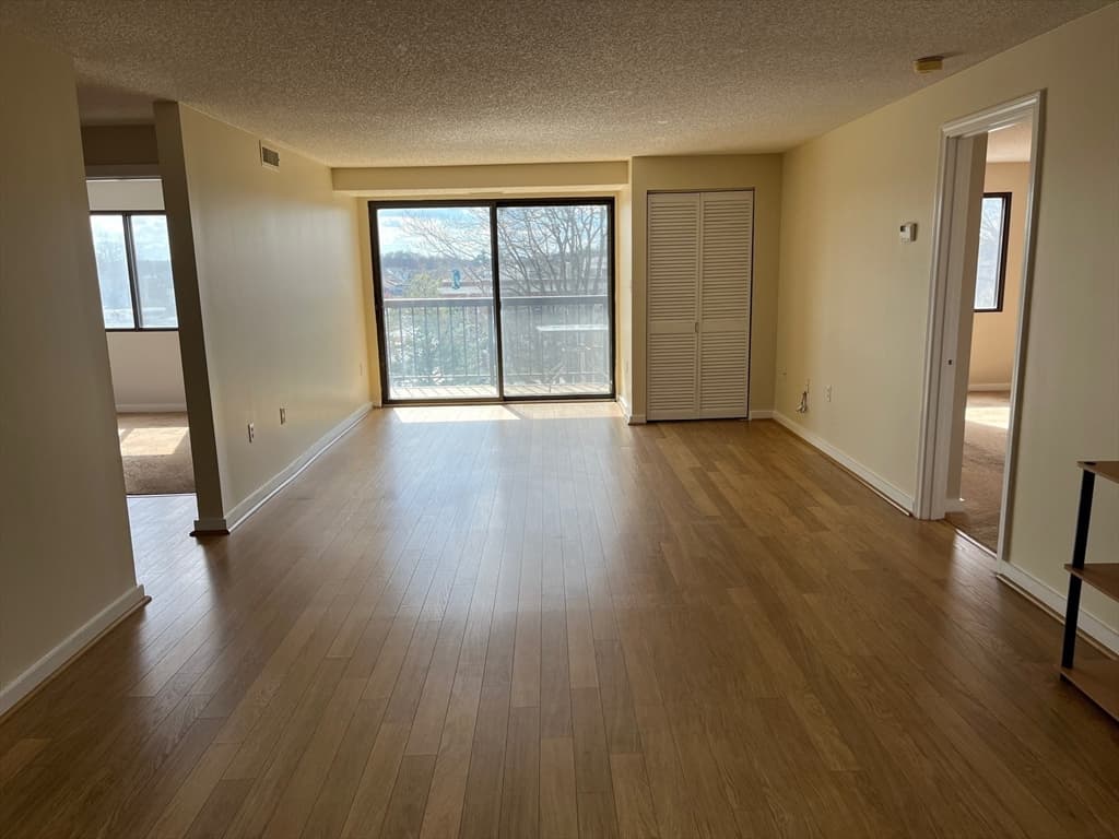 500 Salem St #505 photo 3