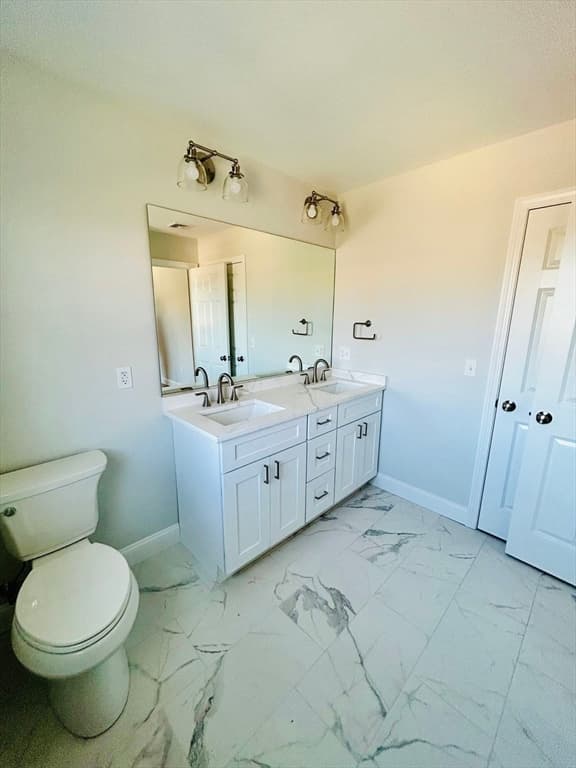 60 Garside St #3 photo 4